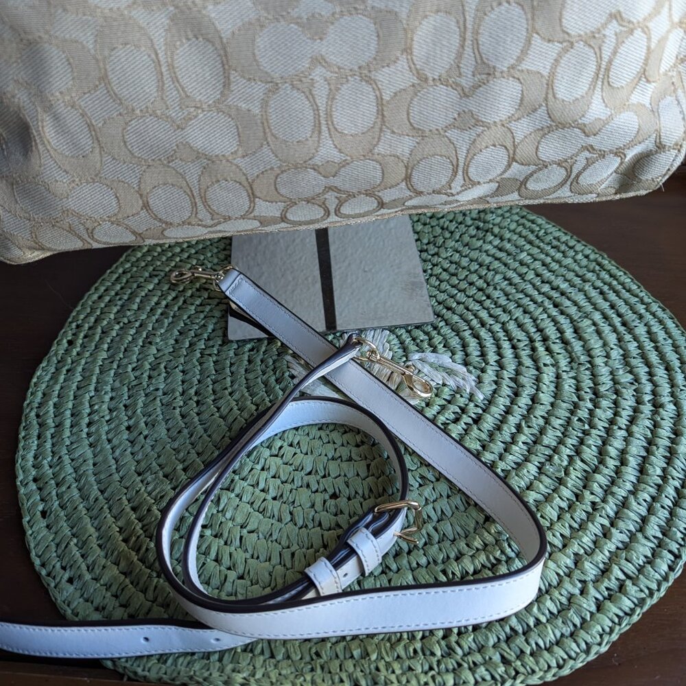 Coach Signature Outline CELESTE Hobo Shoulder Bag - Picture 7 of 10